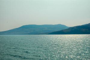 Picture of a hill seen from the sea