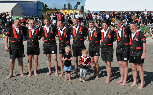 Picture of a beach rugby team