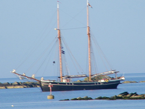 Picture of an unknown tall ship
