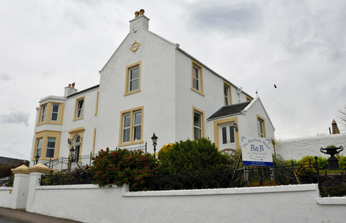 Picture of a large B&B called The Bowmore House