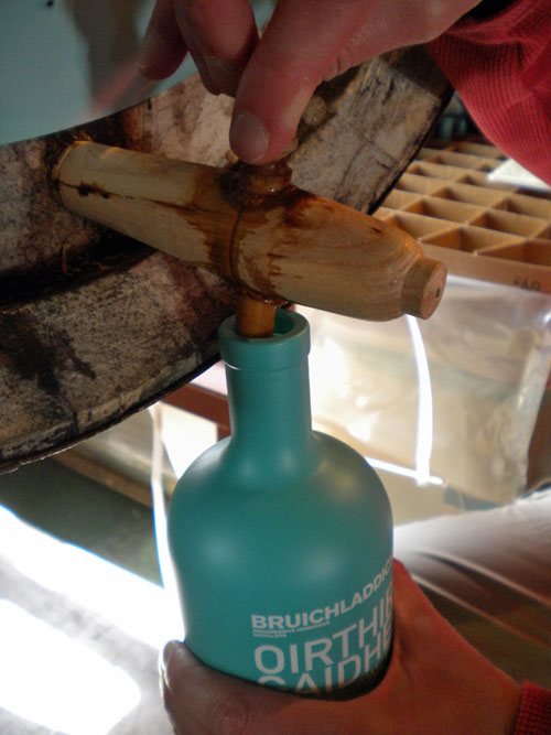 Picture of a Bruichladdich Valinch bottle being filled